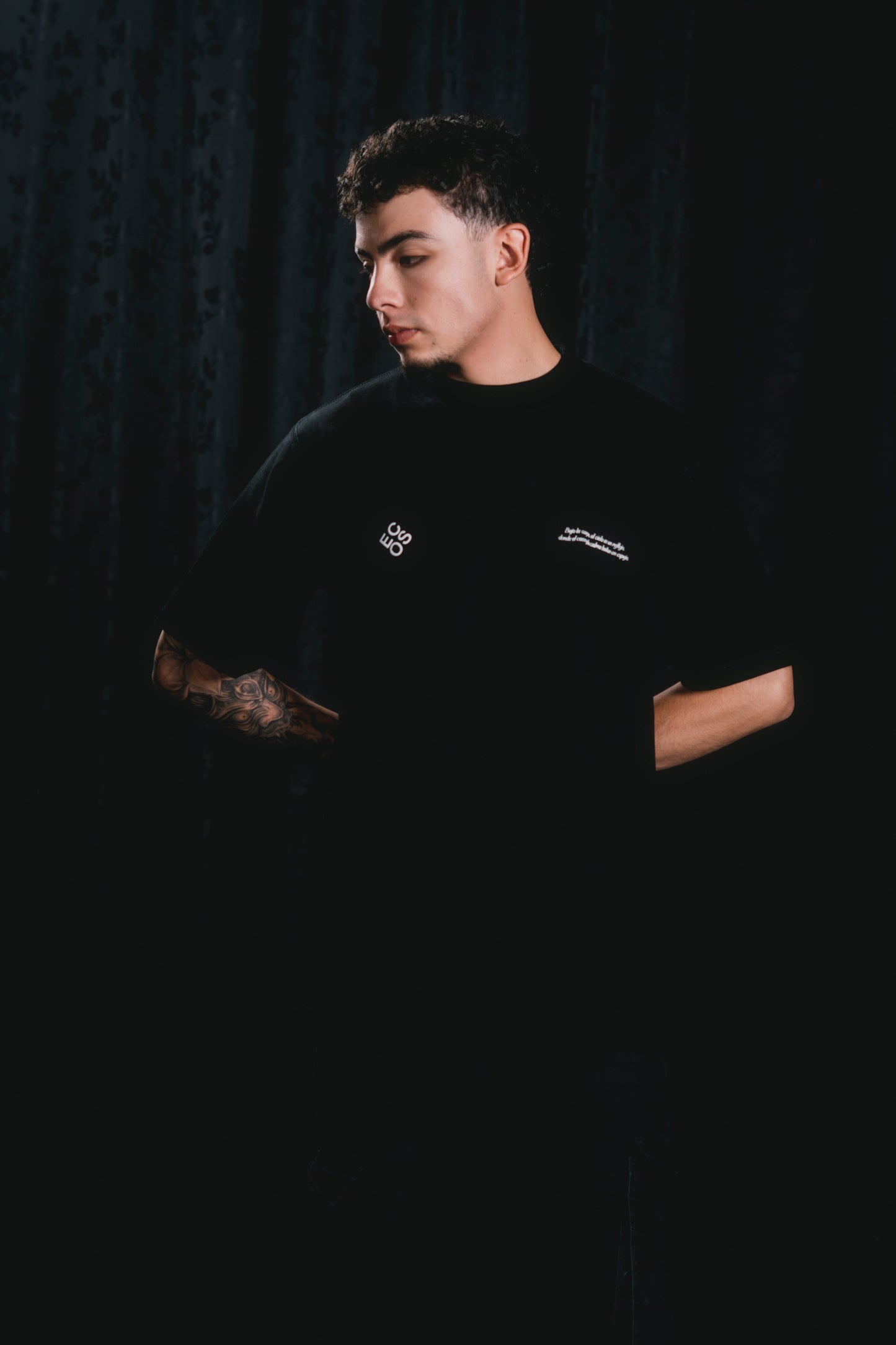 MURU MUNDUS T-SHIRT BLACK